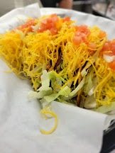 Crispy wonton tacos with toppings