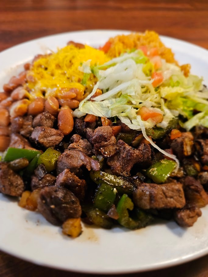 Seasoned beef hash with corn and cabbage